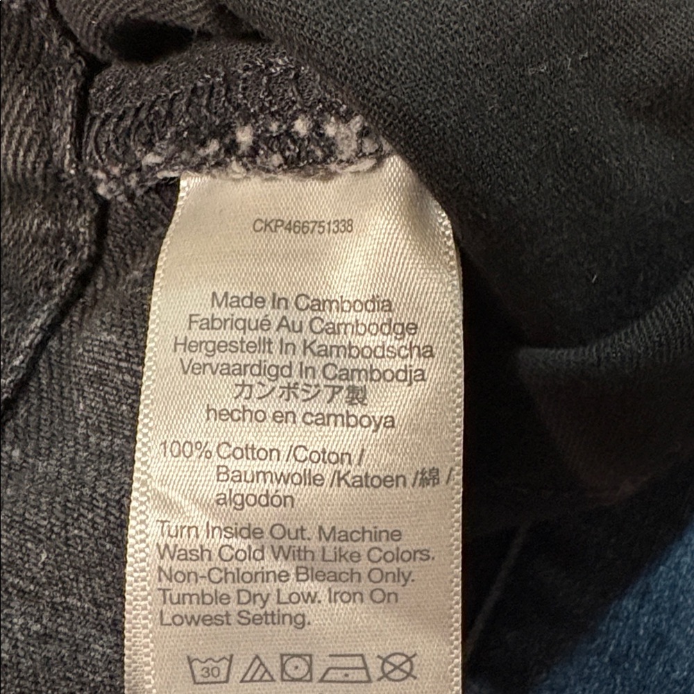 Madewell Women's Straight Leg Jeans in Black Wash - Picture 5 of 6